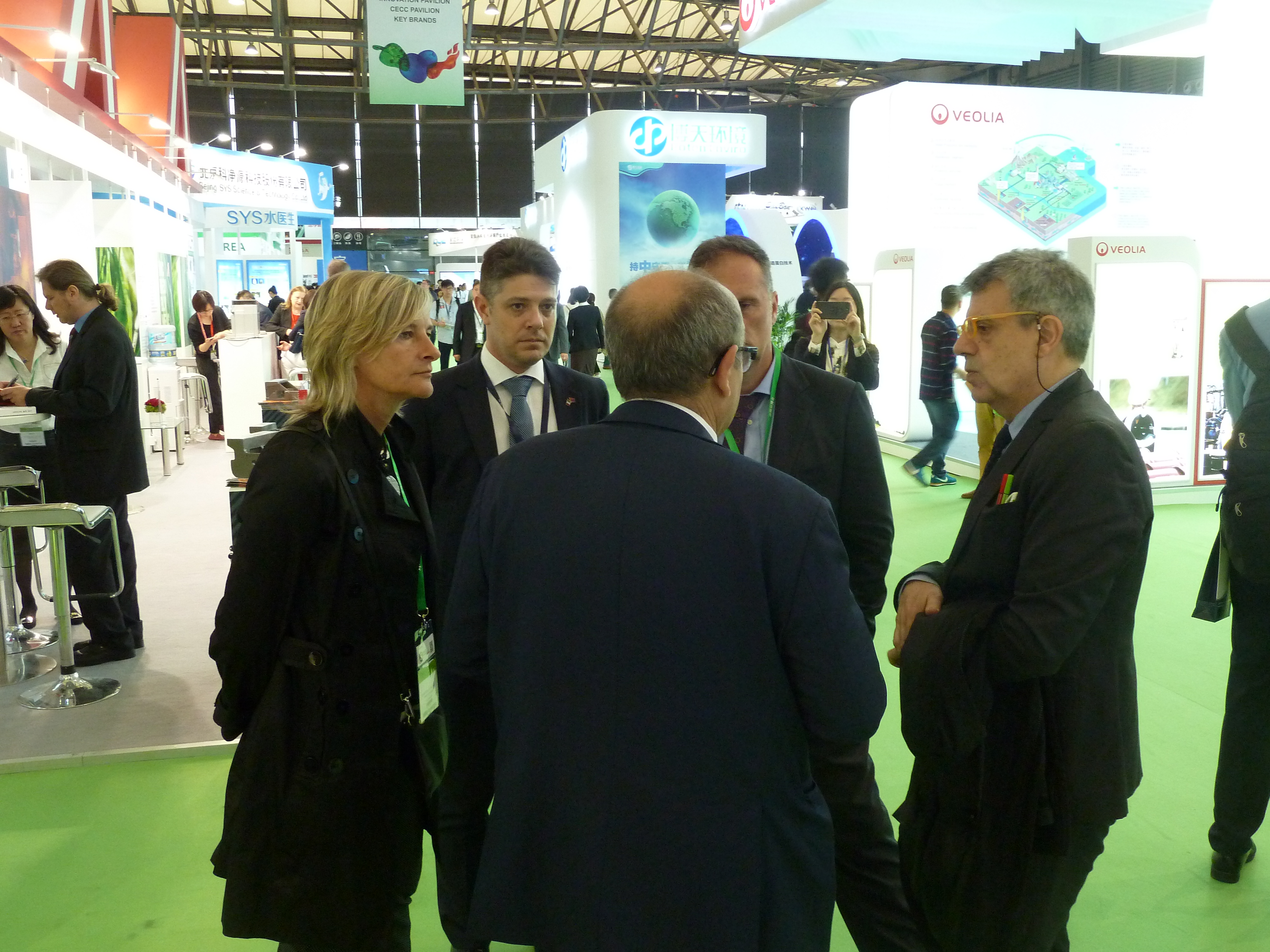 A sinistra, Silvia Massimi, program manager del Sino-Italian Program for Environmental Cooperation; a destra, Roberto Pagani, consigliere scientifico del Consolato Generale d'Italia a Shanghai